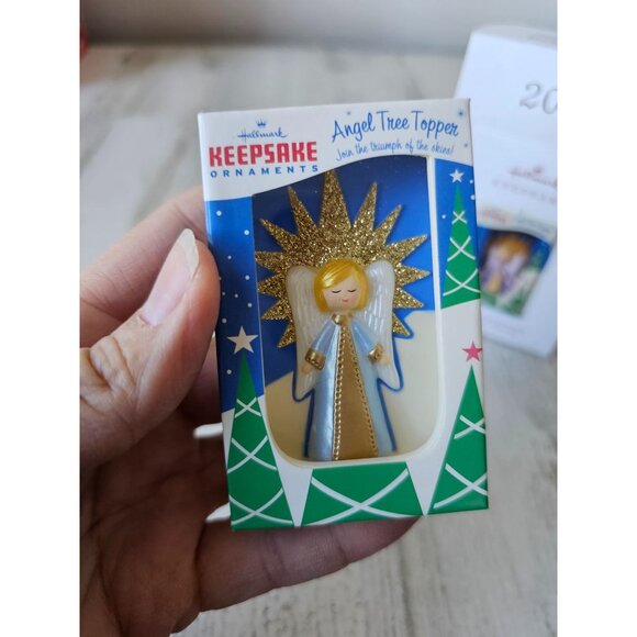 Hallmark Angel nifty '50s tree topper keepsake ornament 2018 - Picture 2 of 9